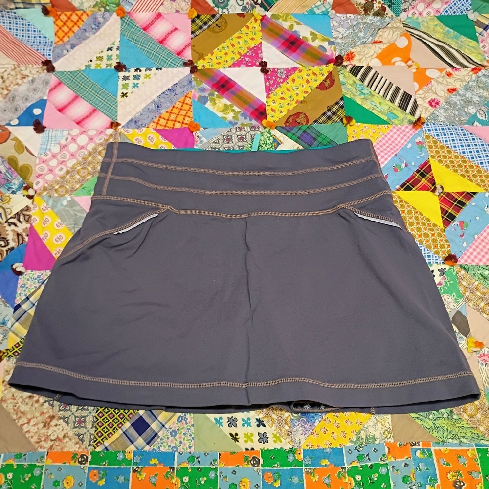 Athleta Womens Small Gray Athletic Skort Built In Shorts Stretch Running Tennis